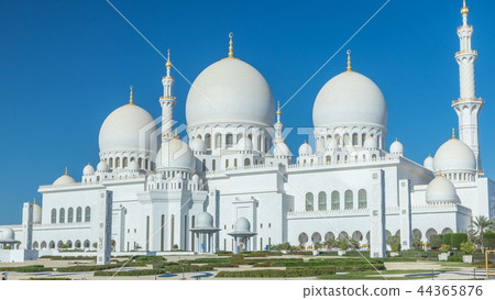 Sheikh Zayed Grand Mosque timelapse in Abu Dhabi, the capital city of United Arab Emirates 44365876