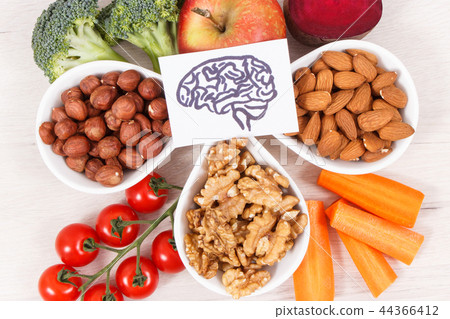 Healthy nutritious eating as source vitamin Healthy nutritious eating as source vitamin 44366412