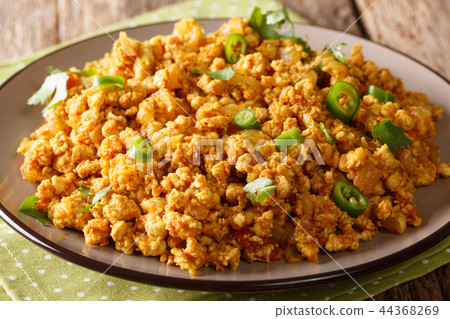 Indian dish Chicken Keema, with onions, tomatoes Indian dish Chicken Keema, with onions, tomatoes 44368269