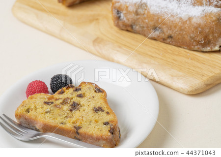 Garden Party Image Stollen Garden Party Image Stollen 44371043