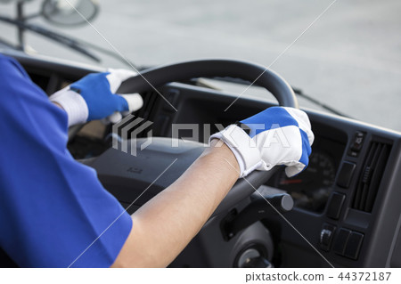 Home delivery Logistics image Delivery person Hand handle Operation Home delivery Logistics image Delivery person Hand handle Operation 44372187