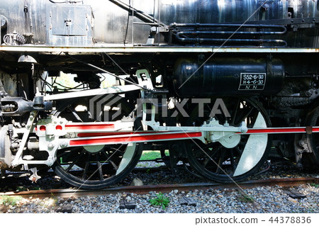 Steam locomotive (C56-94) rod and wheel Omachi Nishi Park Omachi City 44378836