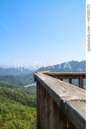 Mountain landscape, city landscape, autumn landscape 44380575
