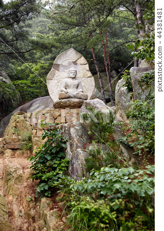 Samryung Seokseok Jo, Seol-Sang, Gyeongju, Korea 44381481