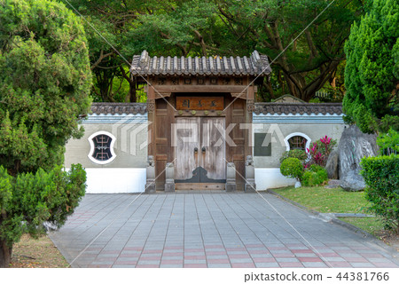 故宮博物院至善園 国立故宮博物院至善園 Taipei National Palace Museum 44381766