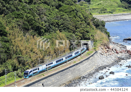 Superview Odoriko 44384124