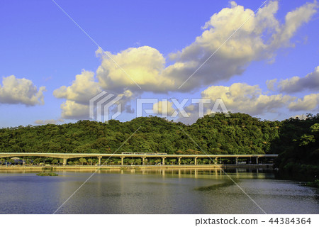 台灣,大湖公園,藍天,白雲,天空,風景 台灣,大湖公園,藍天,白雲,天空,風景 44384364