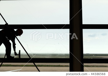 Glass cleaning cleaning by spiderman 44386568