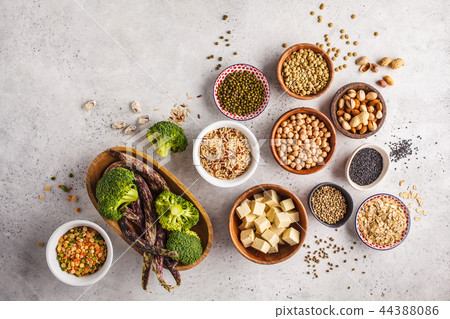 Vegan protein source. Tofu, beans, chickpeas, nuts 44388086
