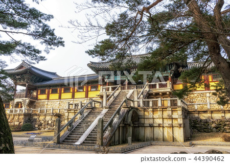 cheongungyo and baegungyo in bulguksa temple cheongungyo and baegungyo in bulguksa temple 44390462