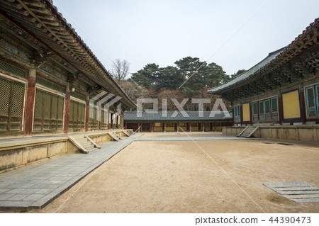 museoljeon hallways in bulguksa temple 44390473
