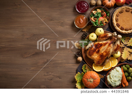 Thanksgiving dinner background 44391846
