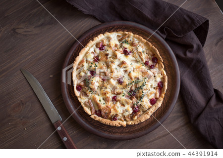 Turkey Leftover Tart Turkey Leftover Tart 44391914