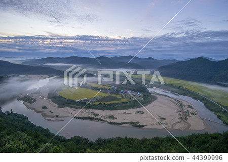 Yunhai, Yongcheng, Yeongcheon, Gyeongbuk Yunhai, Yongcheng, Yeongcheon, Gyeongbuk 44399996