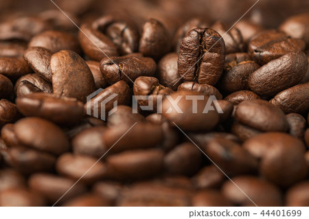 Close up pile of Coffee beans Close up pile of Coffee beans 44401699