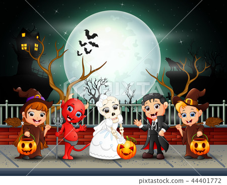 Happy halloween kids in full moon background - Stock Illustration ...