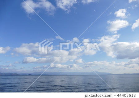 Scenery with clouds 44405618