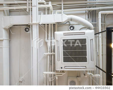 White Industrial air conditioner cooling pipe White Industrial air conditioner cooling pipe 44410302