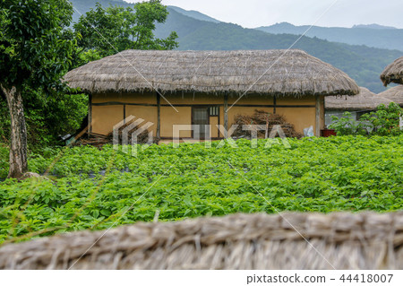 Gyeongsangbuk-do, Korea, Andong City, Andong Hahoe Village 44418007