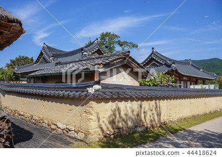 Gyeongsangbuk-do, Korea, Andong City, Andong Hahoe Village Gyeongsangbuk-do, Korea, Andong City, Andong Hahoe Village 44418624