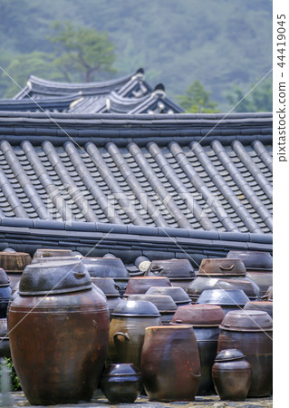 Gyeongsangbuk-do, Korea, Yeongju-si, Sunbichon 44419045