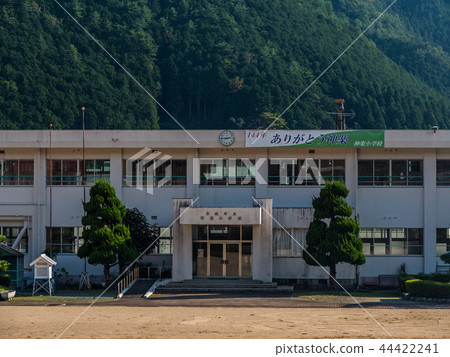 Kagura小學,已關閉 Kagura小學,已關閉 44422241