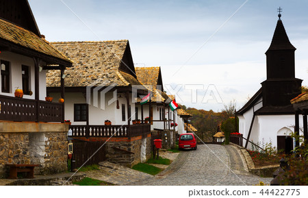 Holloko village with wooden church 44422775