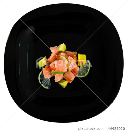 Salmon ceviche with lime and avocado Salmon ceviche with lime and avocado 44423020