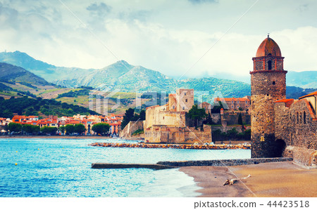 Picturesque village of Collioure Picturesque village of Collioure 44423518