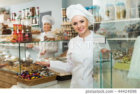 Chefs meeting customers at door Chefs meeting customers at door 44424896