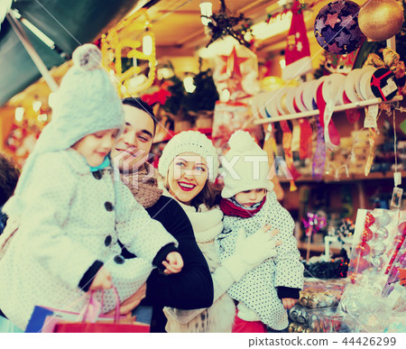 Family christmas shopping. 44426299
