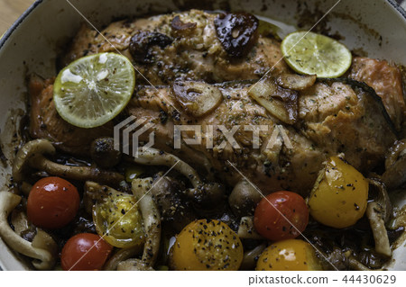Grilled chicken with salmon Grilled chicken with salmon 44430629
