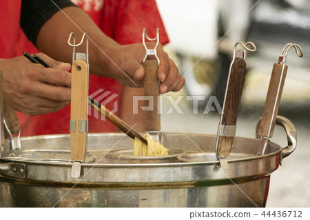 抓麵條 抓麵條 44436712