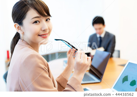 Business woman Business woman 44438562