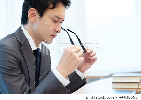 Businessman Businessman 44438563