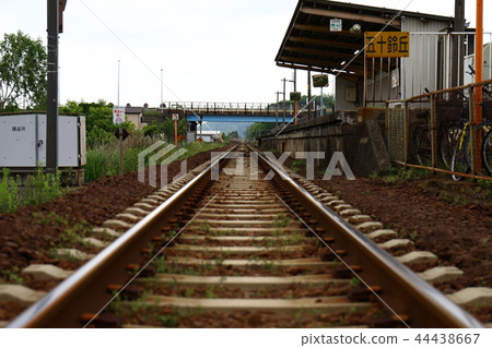 在Isuzugaoka駐地的鐵路 44438667