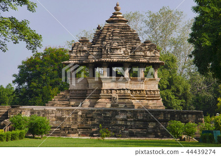 VISHWANATH TEMPLE, Khajuraho, Madhya Pradesh VISHWANATH TEMPLE, Khajuraho, Madhya Pradesh 44439274