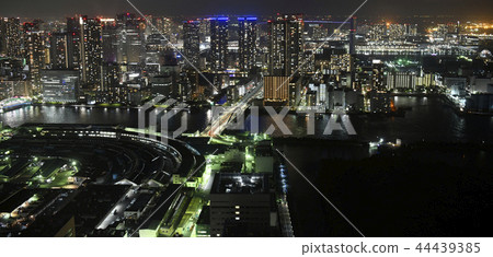 東京都市風景在日本築地市場·歷史83年,關閉6天。右後衛是Toyosu市場= 10月6日拍攝的 東京都市風景在日本築地市場·歷史83年,關閉6天。右後衛是Toyosu市場= 10月6日拍攝的 44439385