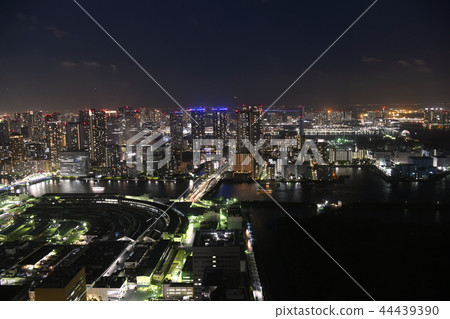 東京都市風景在日本築地市場·歷史83年，關閉6天。右後衛是Toyosu市場= 10月6日拍攝的 44439390