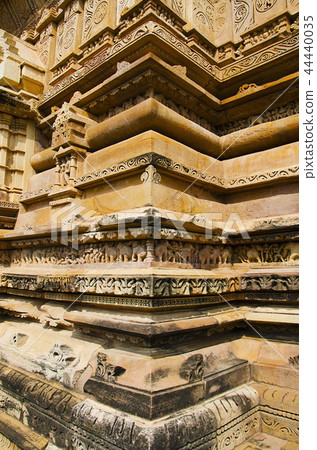 VISHWANATH TEMPLE, Khajuraho, Madhya Pradesh VISHWANATH TEMPLE, Khajuraho, Madhya Pradesh 44440035