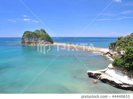 Nishiizudokeshima -18,580 44440633