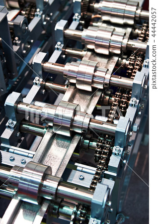 Profiling machine 44442057