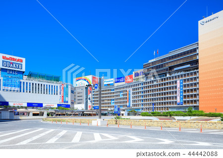 Tokyo Shinjuku Station West Exit Station front view 44442088