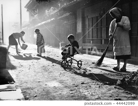 Showa landscape Showa landscape 44442099