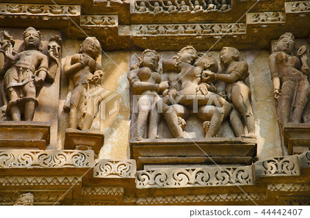 VISHWANATH TEMPLE, Khajuraho, Madhya Pradesh 44442407