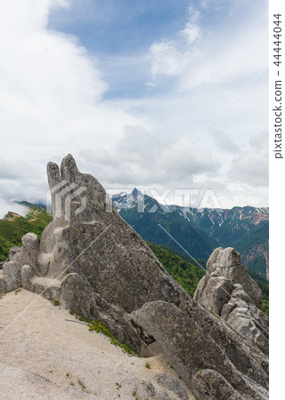 Yubari海豚岩 Yubari海豚岩 44444044