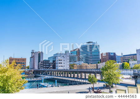 Yokohama Minato Mirai's cityscape in clear autumn 44444563