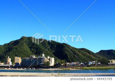 Gifu Castle and Nagaragawa Onsen Gifu Castle and Nagaragawa Onsen 44445705