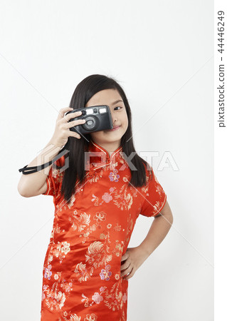 little girl 8 years in Chinese dress little girl 8 years in Chinese dress 44446249