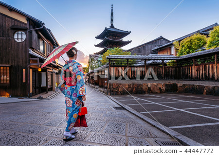 woman wearing japanese traditional kimono. 44447772